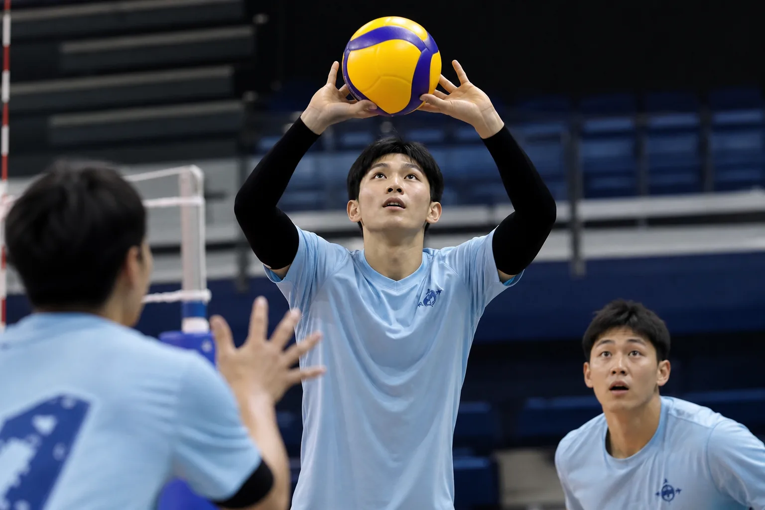 프로배구 팀 훈련장에서 새 외국인 세터가 합류한 장면을 표현한 이미지