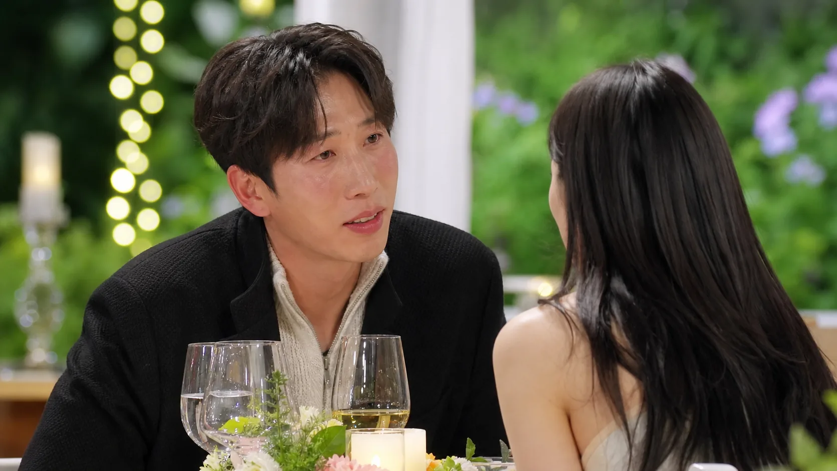 예능 출연자들의 관계 변화와 선택을 상징하는 방송 이미지