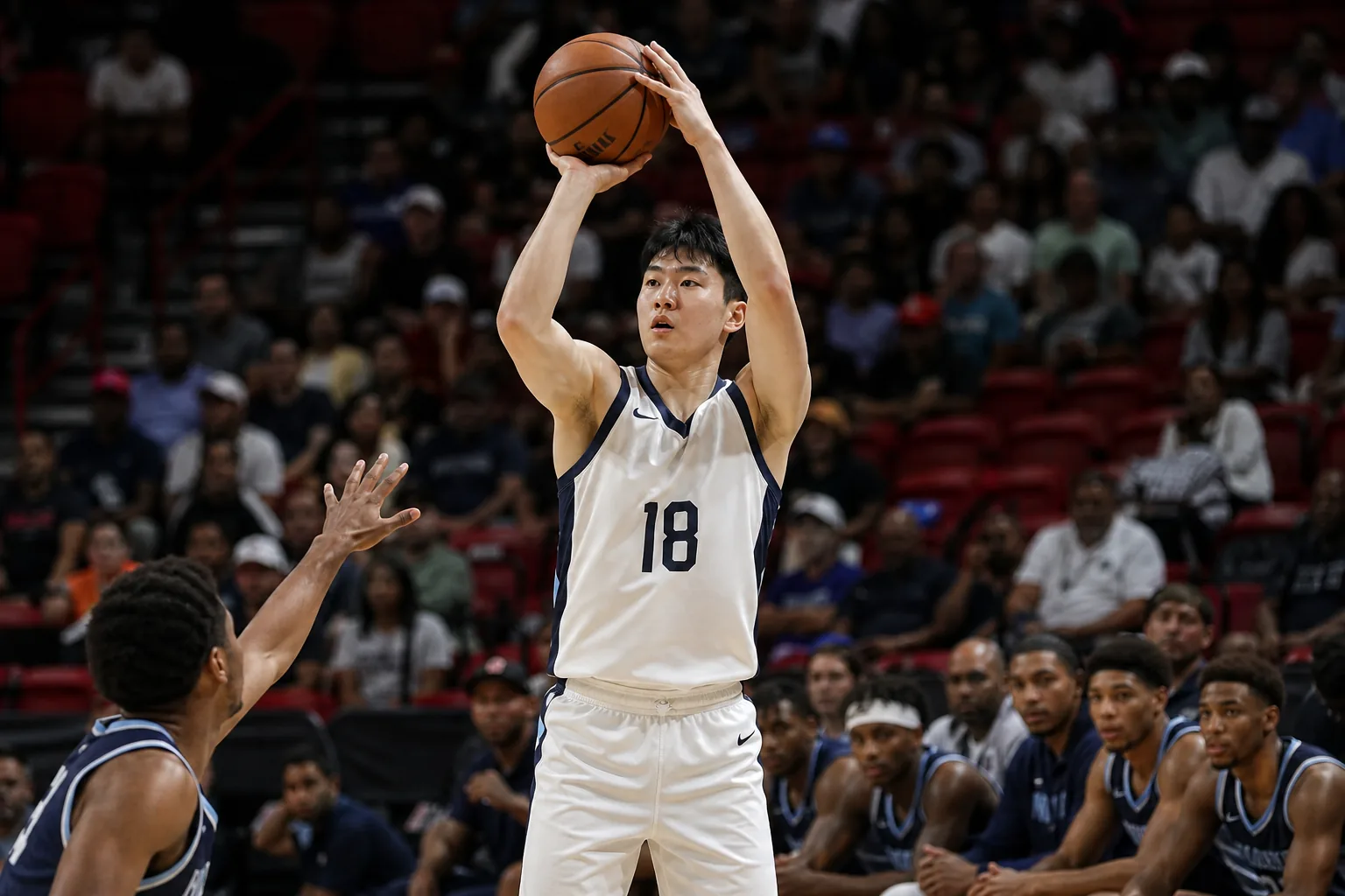 NBA 도전을 이어가는 한국 농구 선수 이현중