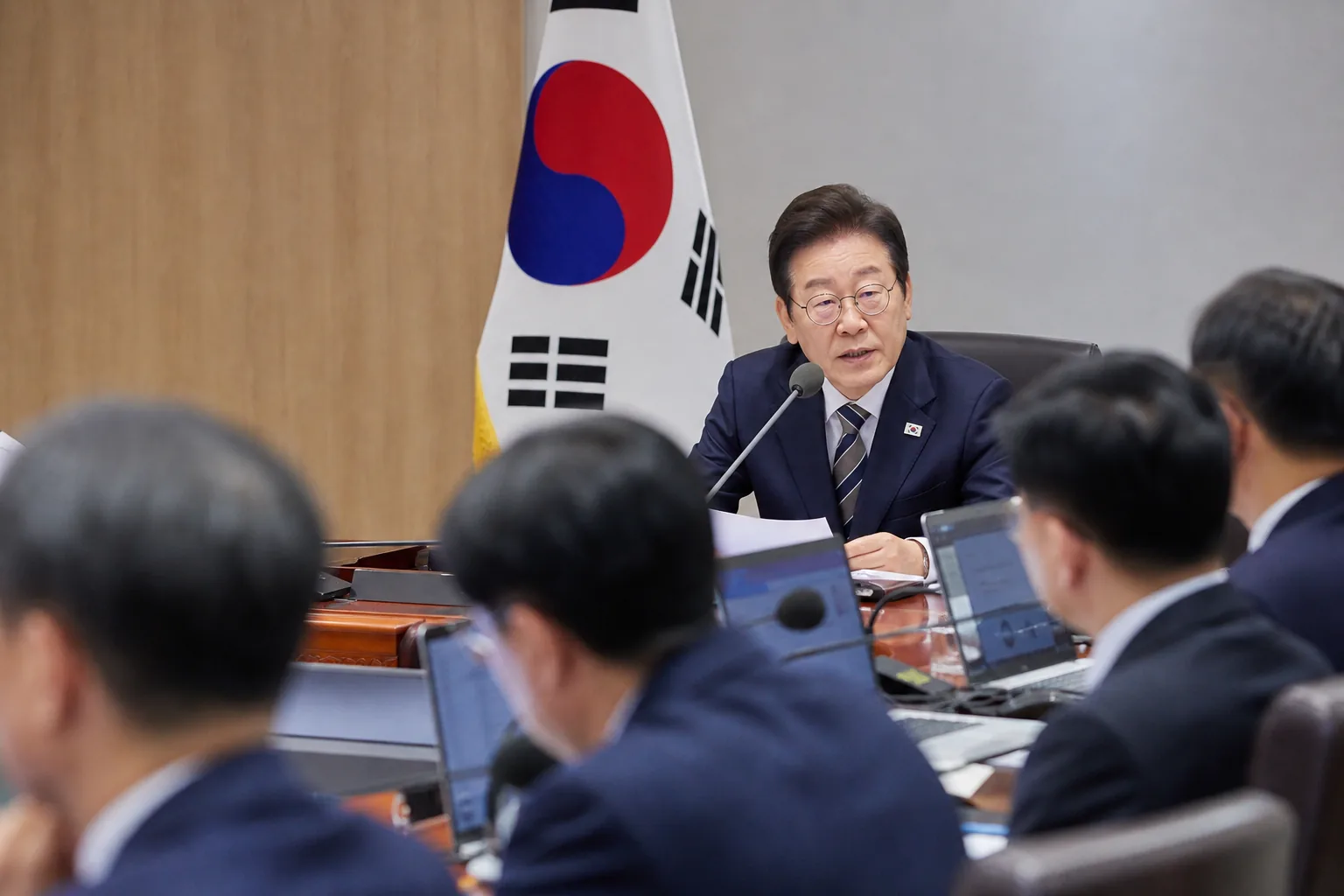 이대통령 한국, 대체불가 글로벌 AI 공급망 핵심국가 도약할 것 후속 영향