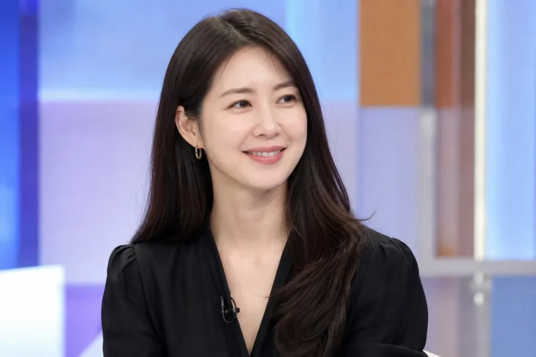 이요원의 방송 발언과 연예계 루머 대응을 표현한 스튜디오 이미지