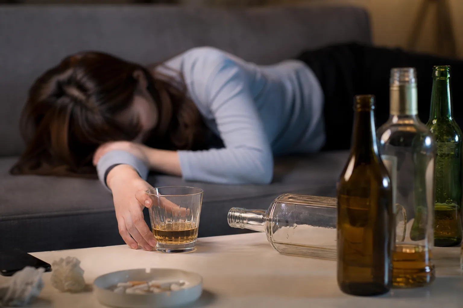 성인 3명중 1명은 월 1회이상 폭음… 여성 고위험 음주 증가세 핵심 장면