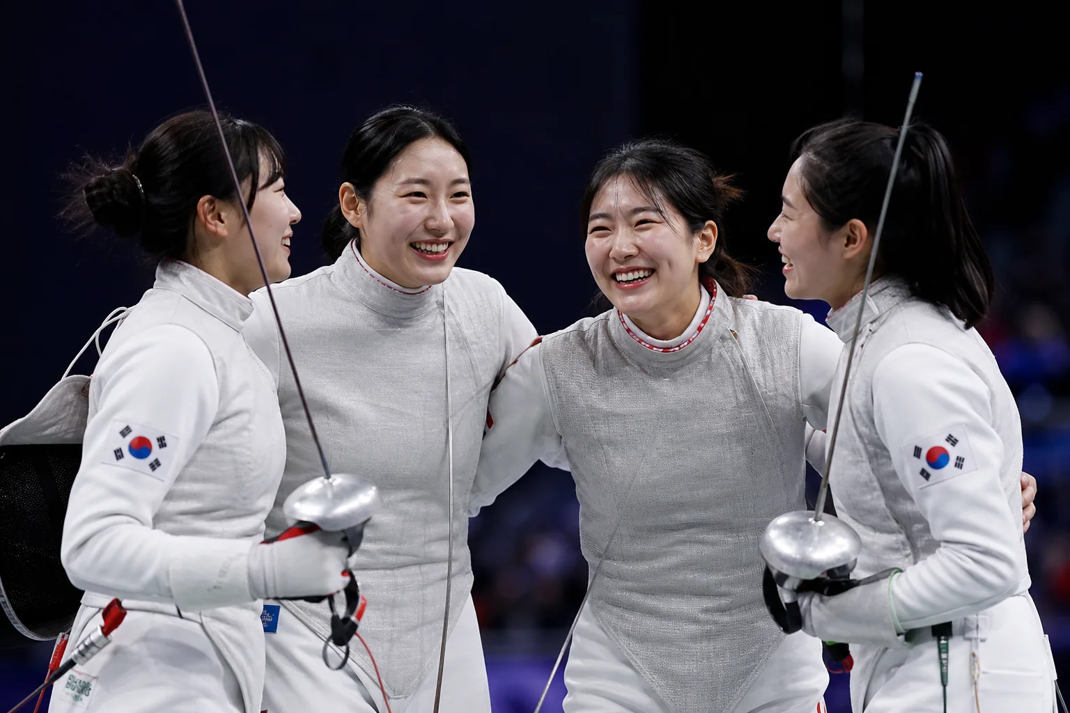 한국 펜싱 여자 에페, 세계선수권대회 단체전 동메달 배경과 파장을 설명하는 이미지