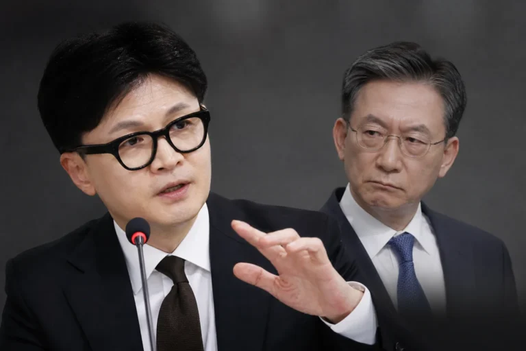 법무장관 지낸 한동훈, 정성호에 "직은 잘못된 거 막을때 걸어야" 관련 정치 뉴스 이미지