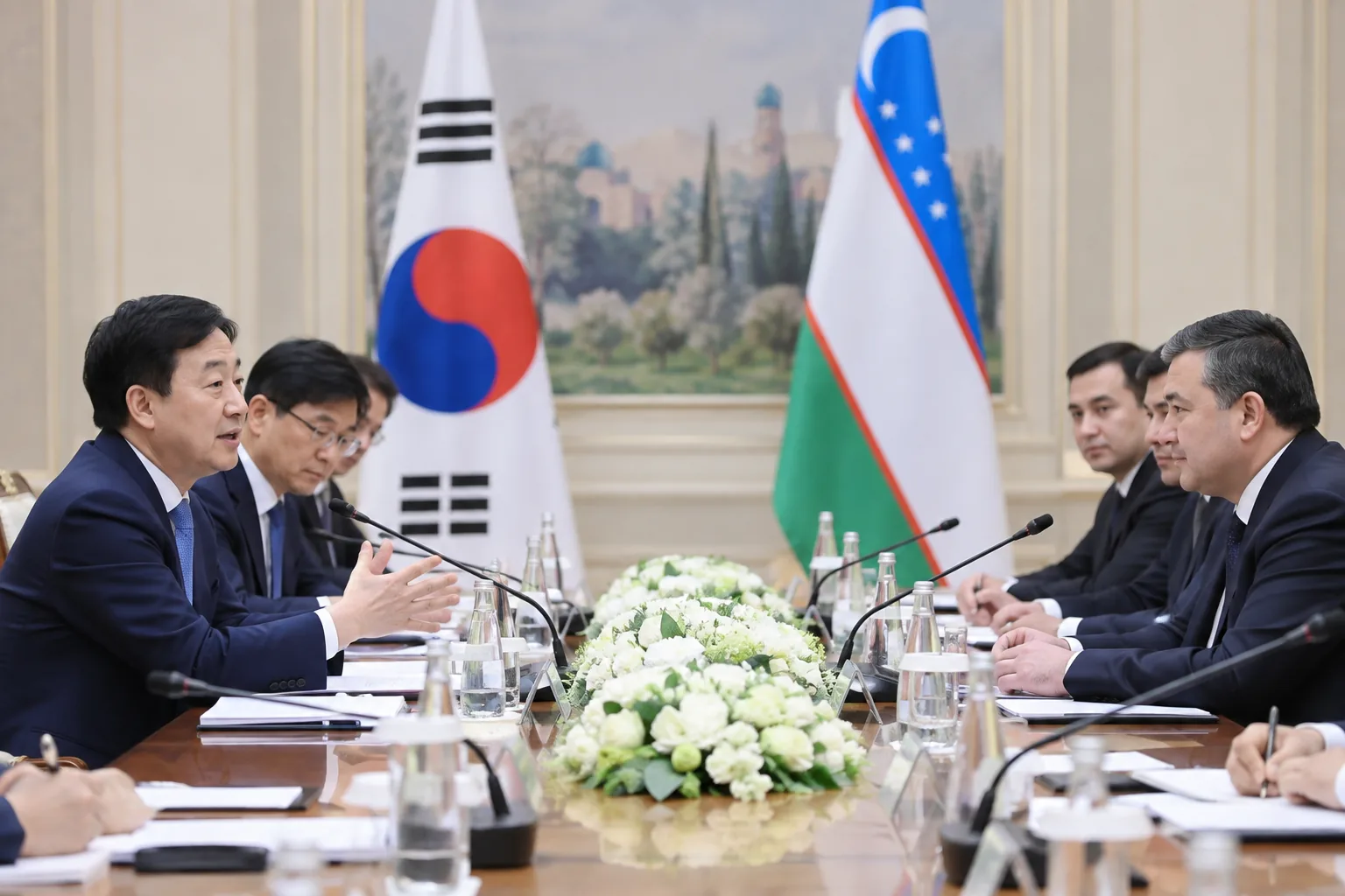 구윤철 “한-우즈벡, 지역 강점 살린 ‘대체 불가능한 협력’ 만들어야” 배경과 파장을 설명하는 이미지