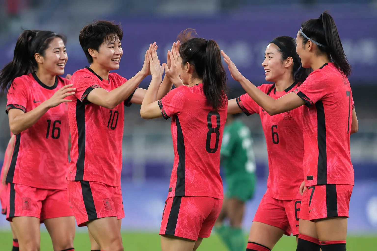 [아시안게임] 한국 여자축구, 방글라데시 6-0 제압…2연승·8강 확정(종합) 배경과 파장을 설명하는 이미지