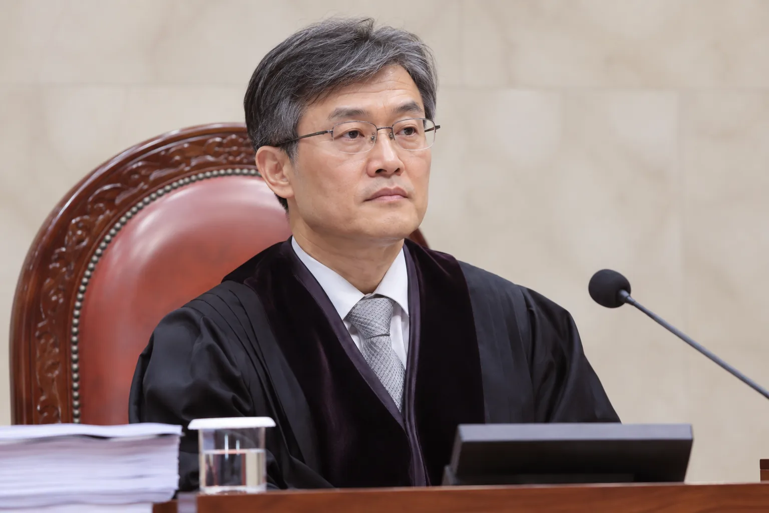 김성수 대법관 임명안 '재가'…현 정부서 취임 첫 대법관 배경과 파장을 설명하는 이미지