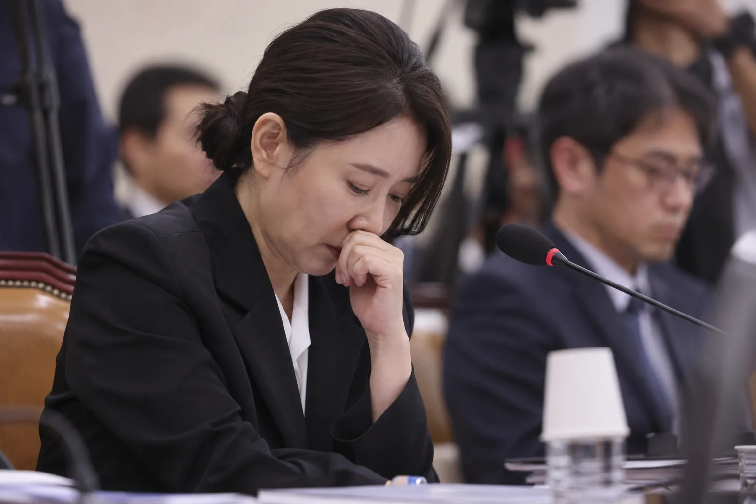 '오빠'에 '문과' 발언까지…사퇴 부른 청탁 의혹 핵심 내용을 시각화한 이미지