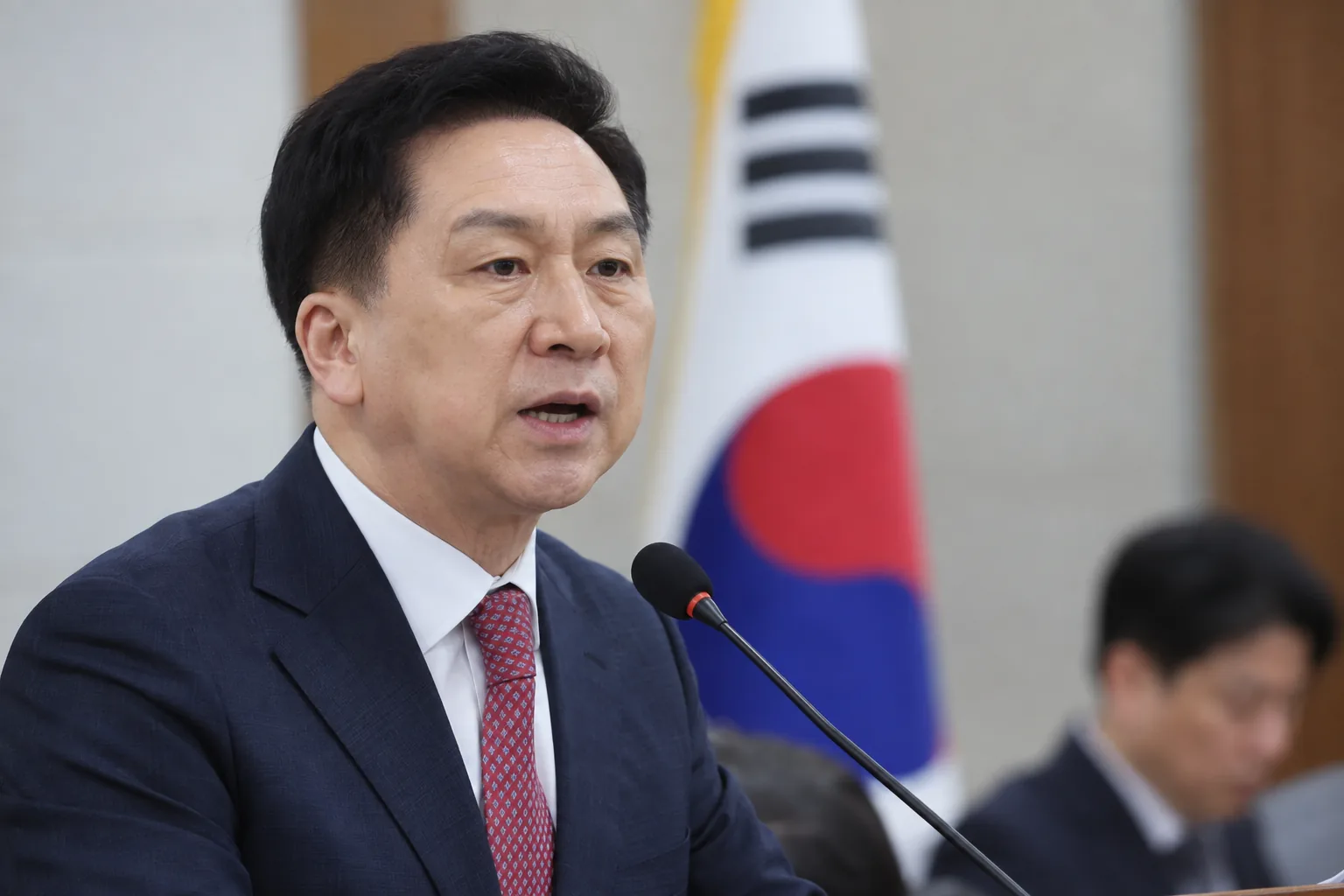 김기현 "임금체불 작년 2조원 돌파…사업주 처벌은 줄어" 핵심 내용을 시각화한 이미지