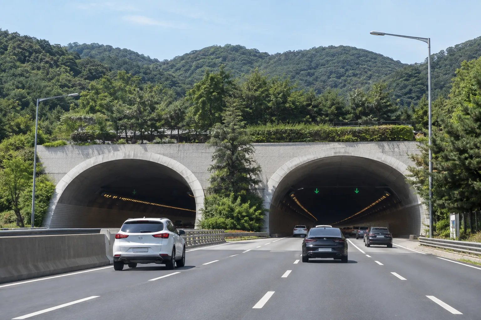 인천 원적산·만월산터널, 추석연휴 나흘간 통행료 면제 배경과 파장을 설명하는 이미지