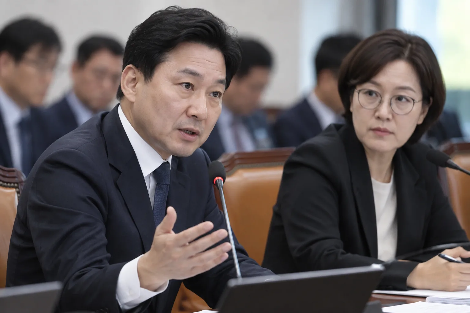 정광재 "세간 인식, 김현지 최고 인사권자"…서용주 "정무적 결정, 거취 고민을…" 배경과 파장을 설명하는 이미지