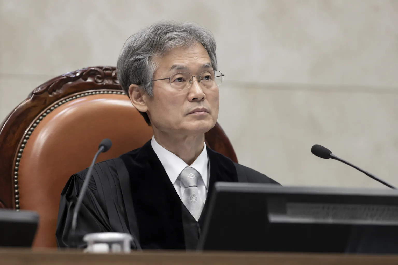 [속보]조희대, 대법관 재제청 거부…“靑 요청 헌법적 근거 없어” 배경과 파장을 설명하는 이미지