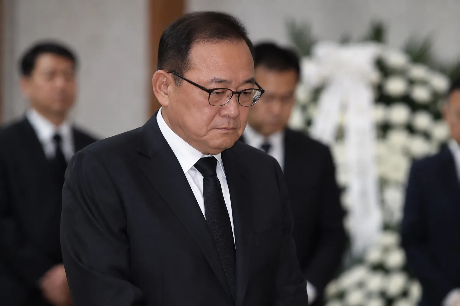 정몽원 HL그룹 회장, 평택공장 사망사고 유족에 사과…62일 만에 장례 배경과 파장을 설명하는 이미지